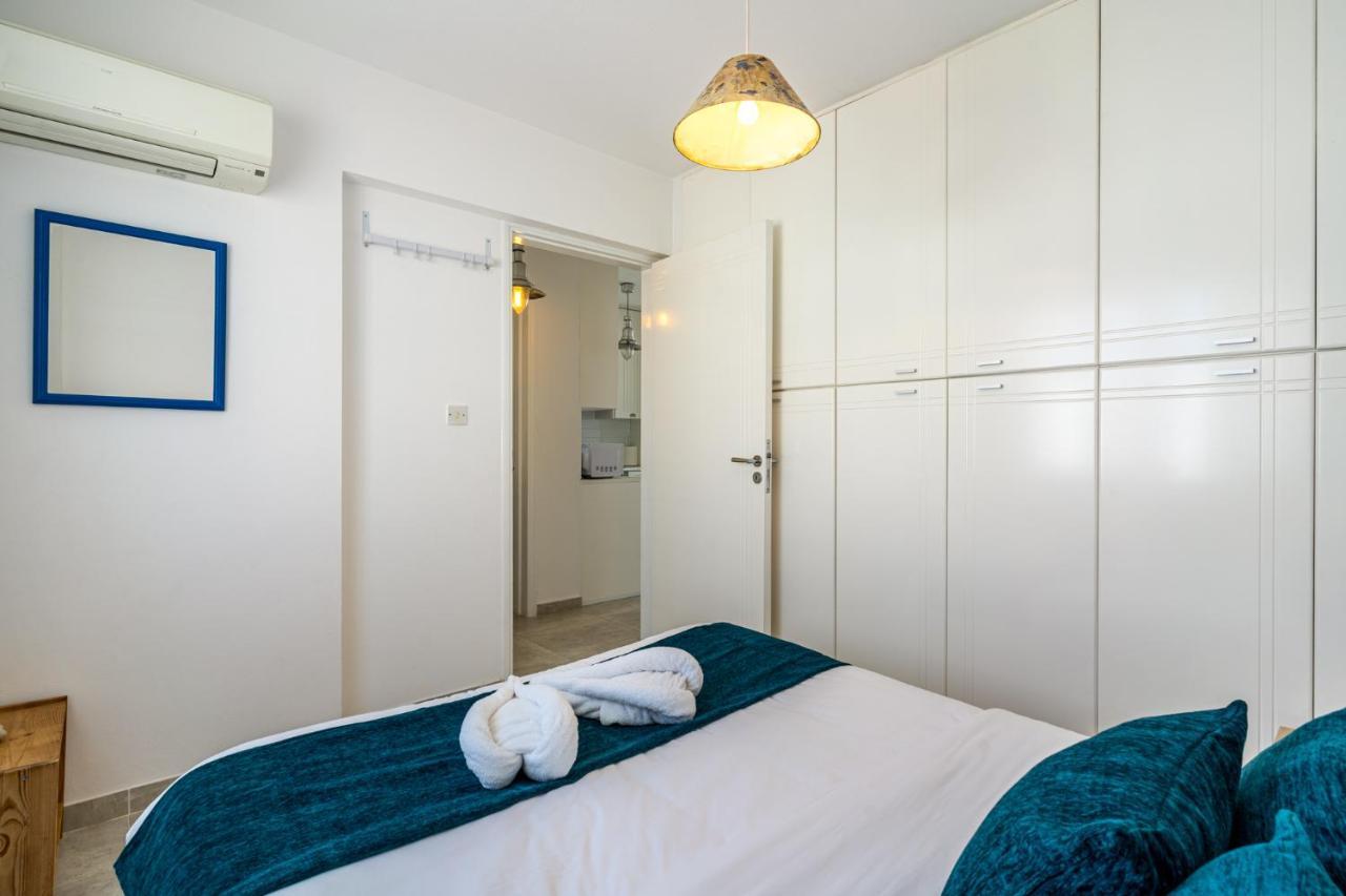 Seawaves 1- Bedroom Apartment Near Meneou Beach Larnaca Eksteriør billede