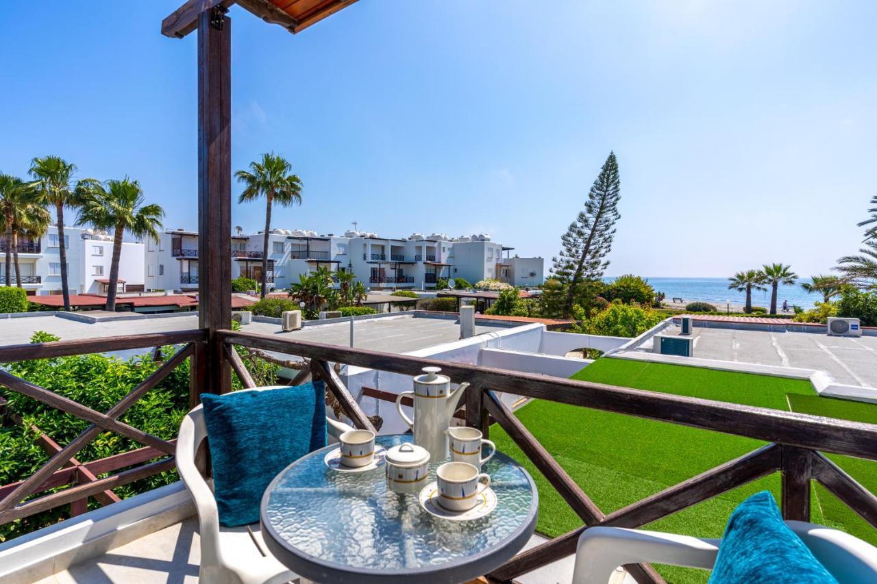 Seawaves 1- Bedroom Apartment Near Meneou Beach Larnaca Eksteriør billede